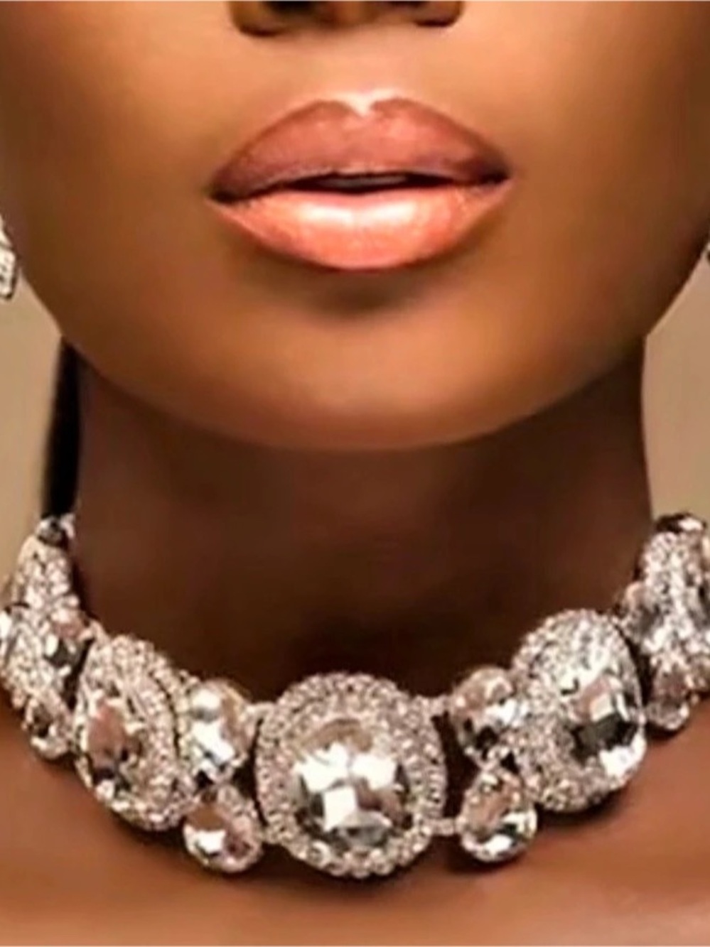 Rhinestone Statement Necklace Set in Silver new